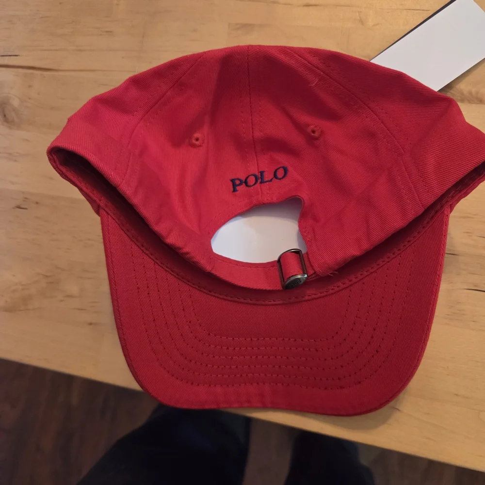 Polo by Ralph Lauren Bright Red Hat - Picture 2 of 5